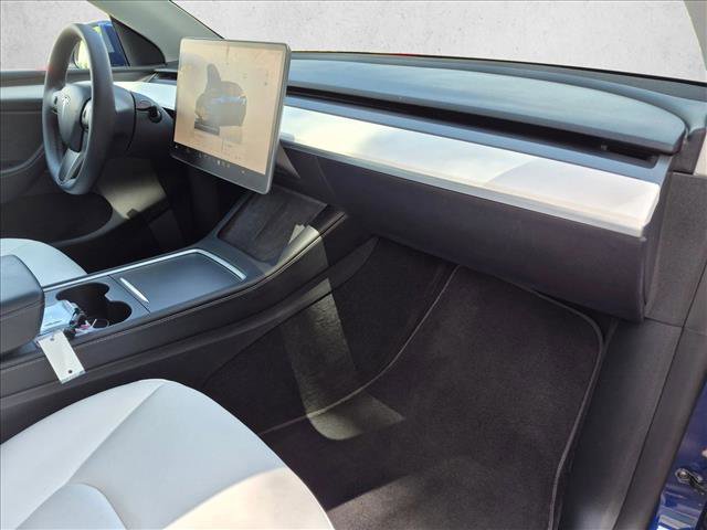 Used 2023 Tesla Model Y Long Range AWD/4WD image 23