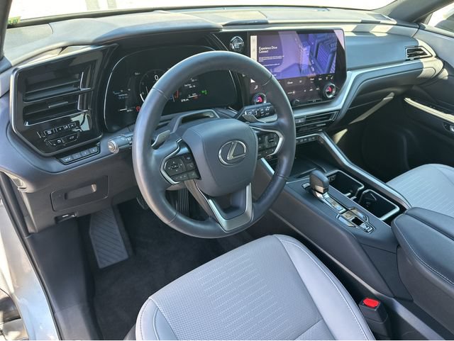 Certified 2026 Lexus TX 350 FWD w/ Technology Package image 15