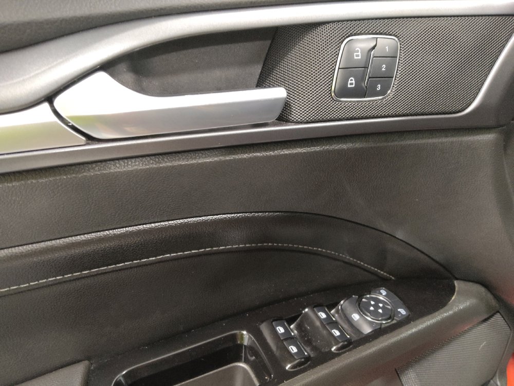 Used 2014 Ford Fusion Titanium FWD image 27