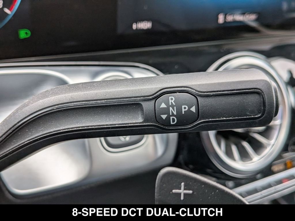 Used 2022 Mercedes-Benz GLB 250 4MATIC image 20