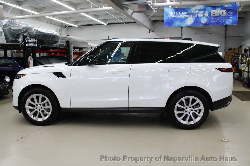 Used 2025 Land Rover Range Rover Sport SE AWD/4WD image 62
