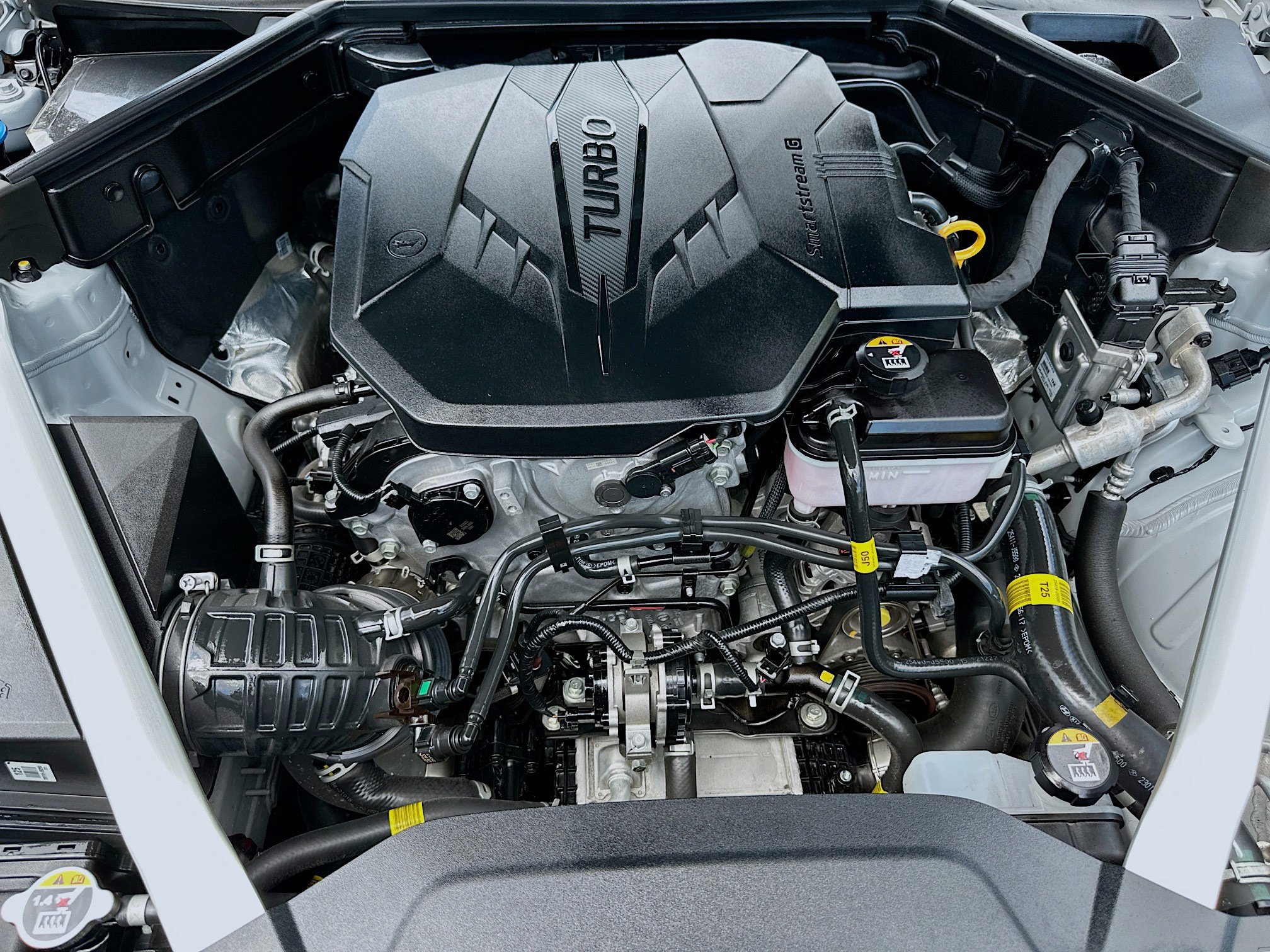 Used 2023 Kia Stinger GT-Line w/ Sun & Sound Package image 32