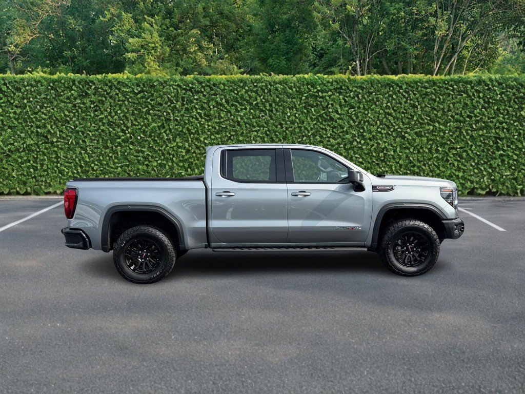 Used 2023 GMC Sierra 1500 AT4X AWD/4WD image 2