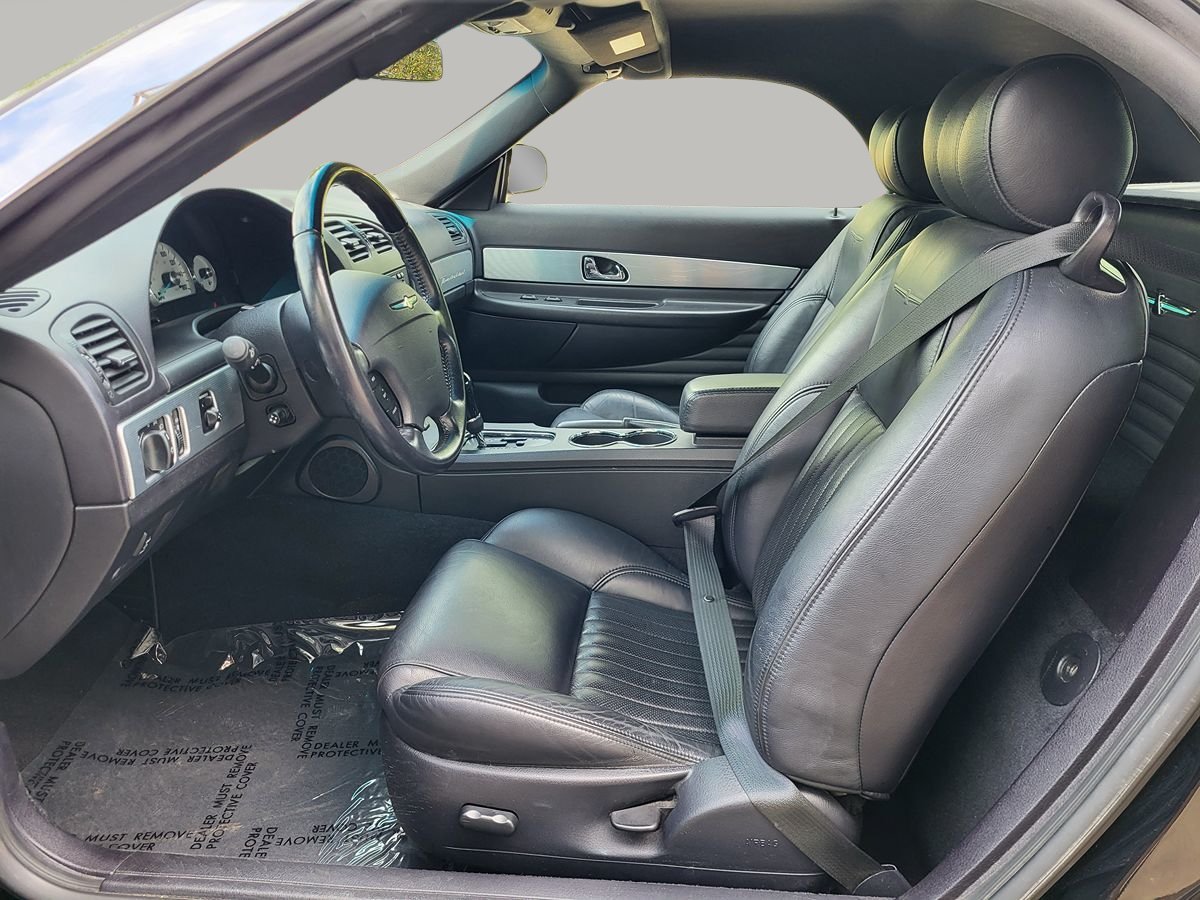 Used 2004 Ford Thunderbird RWD image 16
