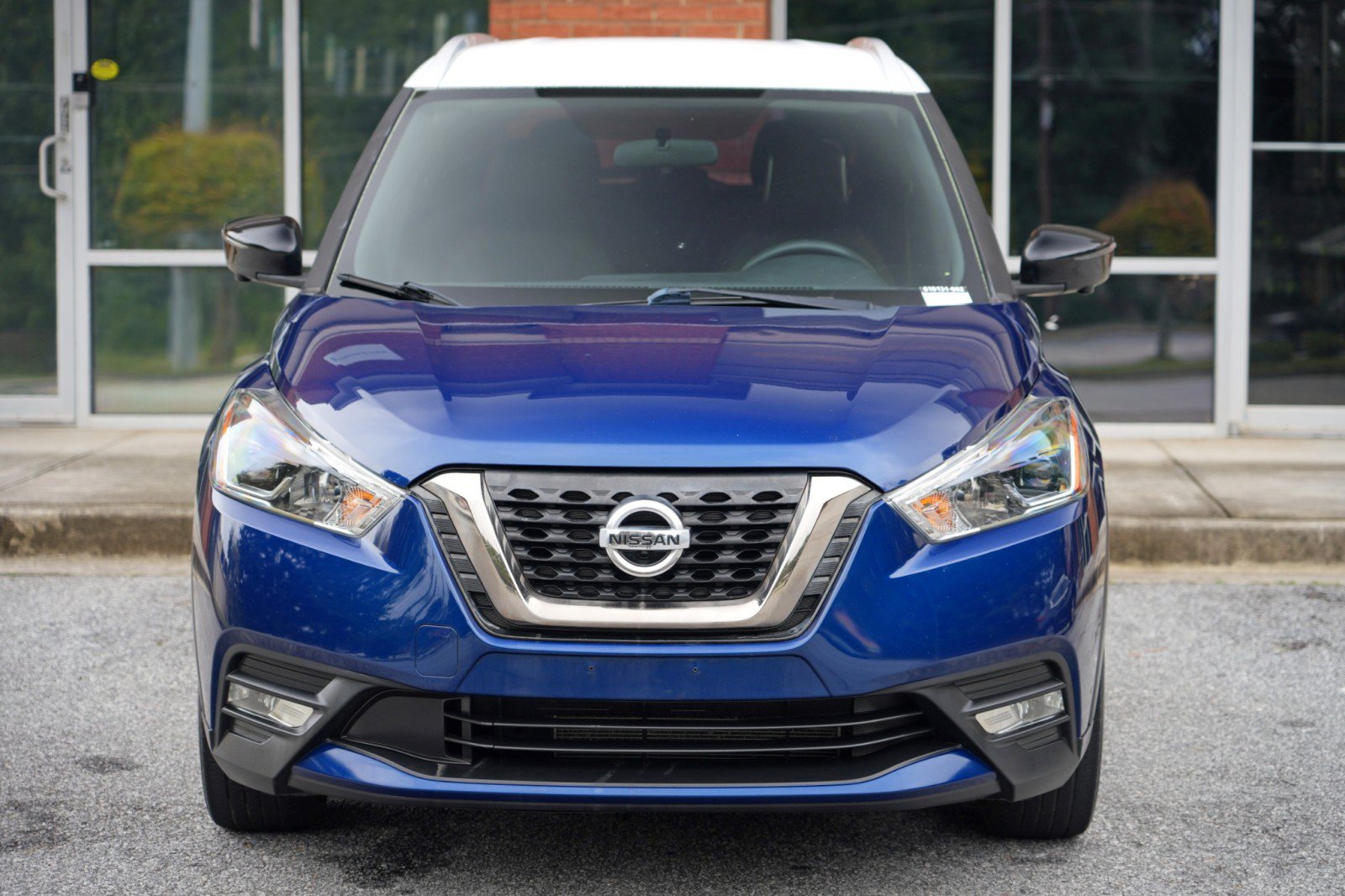 Used 2019 Nissan Kicks SR w/ SR Premium Package FWD image 39