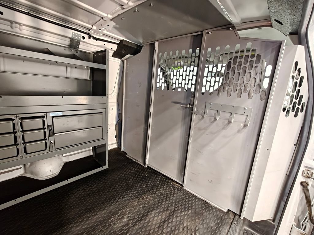 Used 2014 Ford E-250 and Econoline 250 Extended w/ Power Group RWD image 20