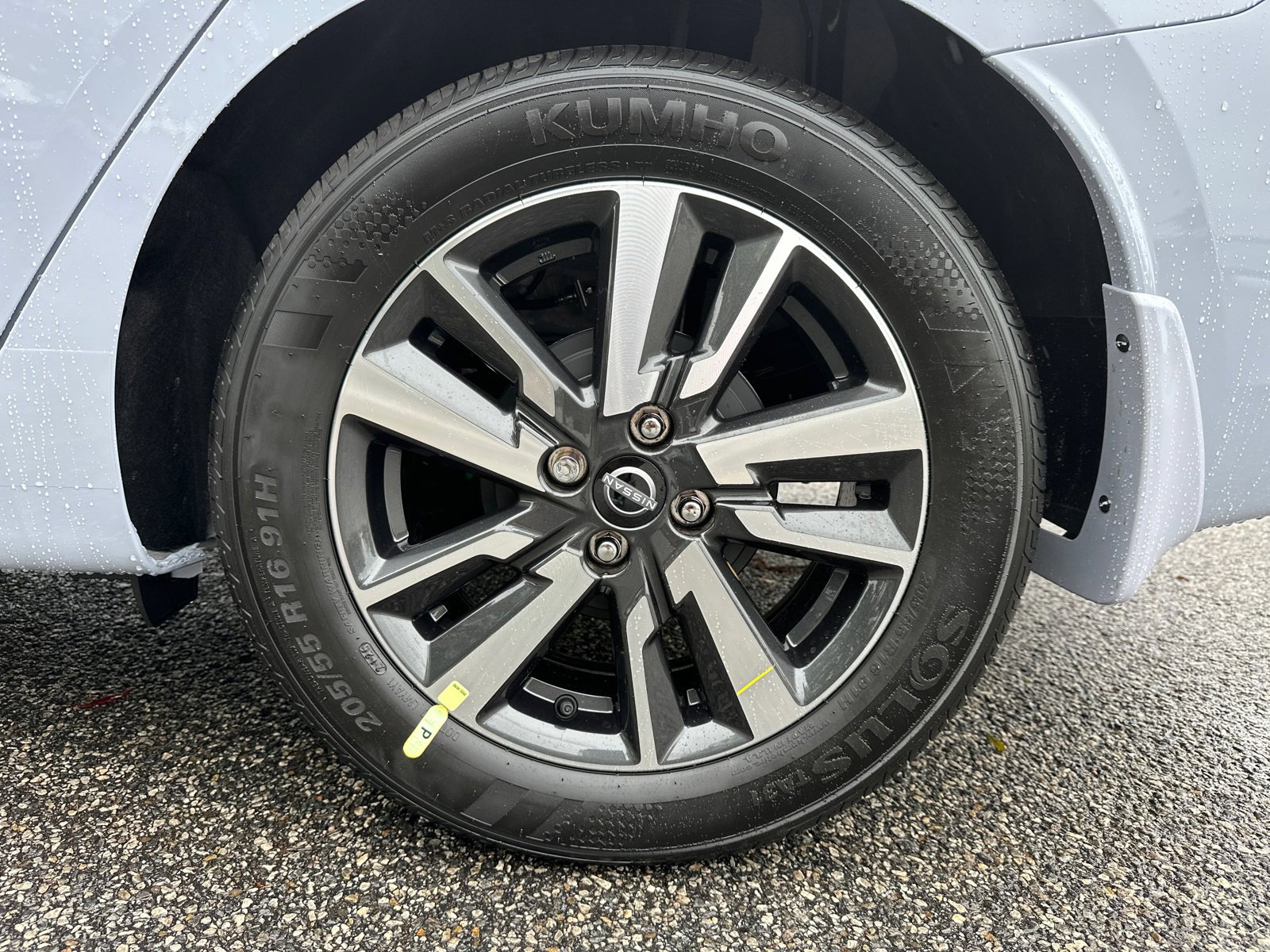 New 2025 Nissan Versa SV w/ Trunk Package image 19