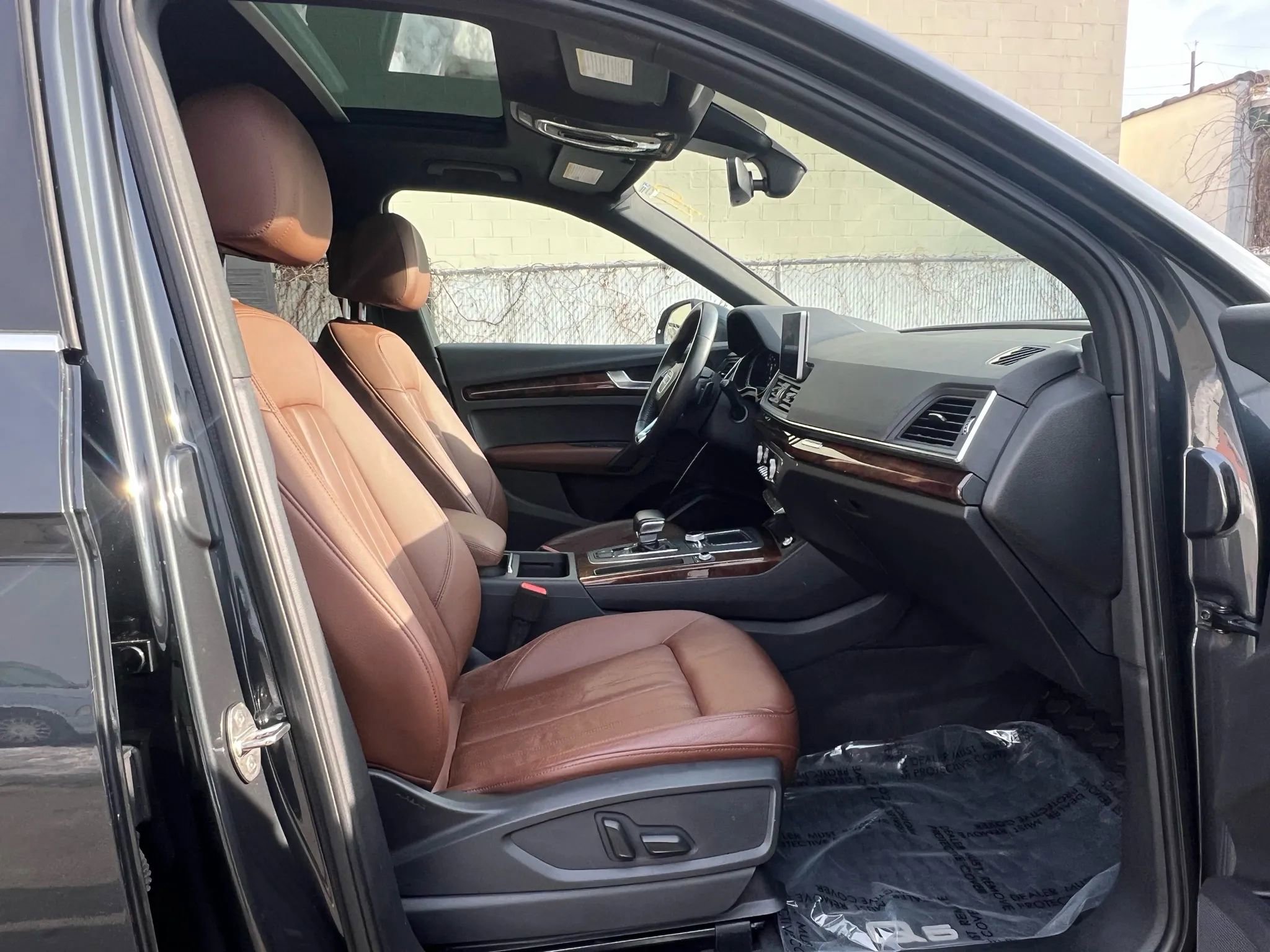 Used 2018 Audi Q5 2.0T Premium Plus w/ Premium Plus Package image 32