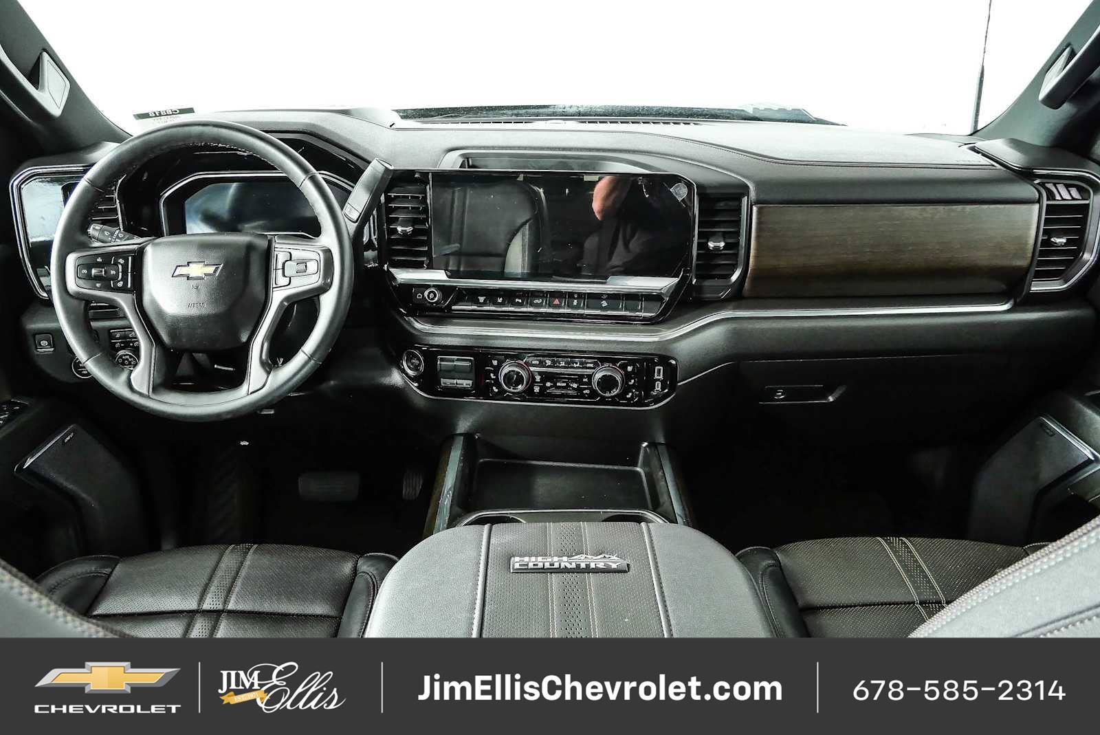 Certified 2025 Chevrolet Silverado 2500 High Country w/ High Country Premium Package AWD/4WD image 20
