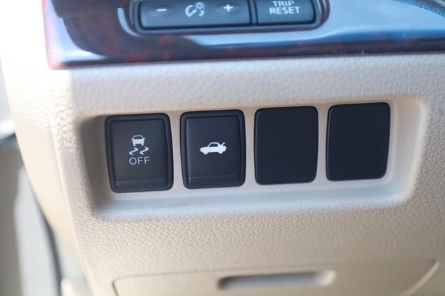 Used 2013 Nissan Altima 3.5 S FWD image 13