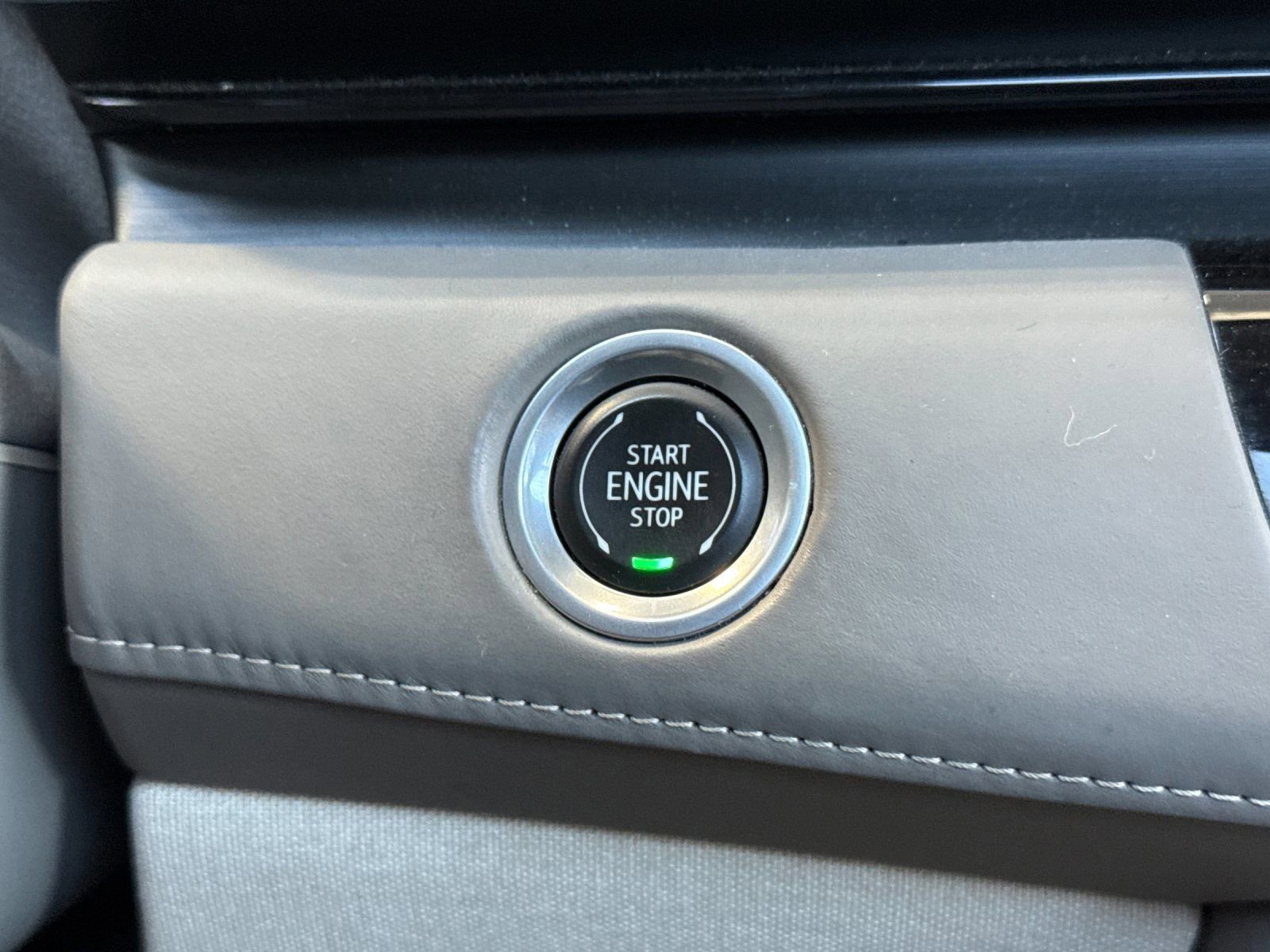 Used 2021 Cadillac Escalade Sport Platinum image 26