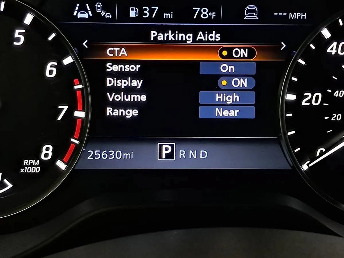 Used 2023 Nissan Titan SV RWD image 13