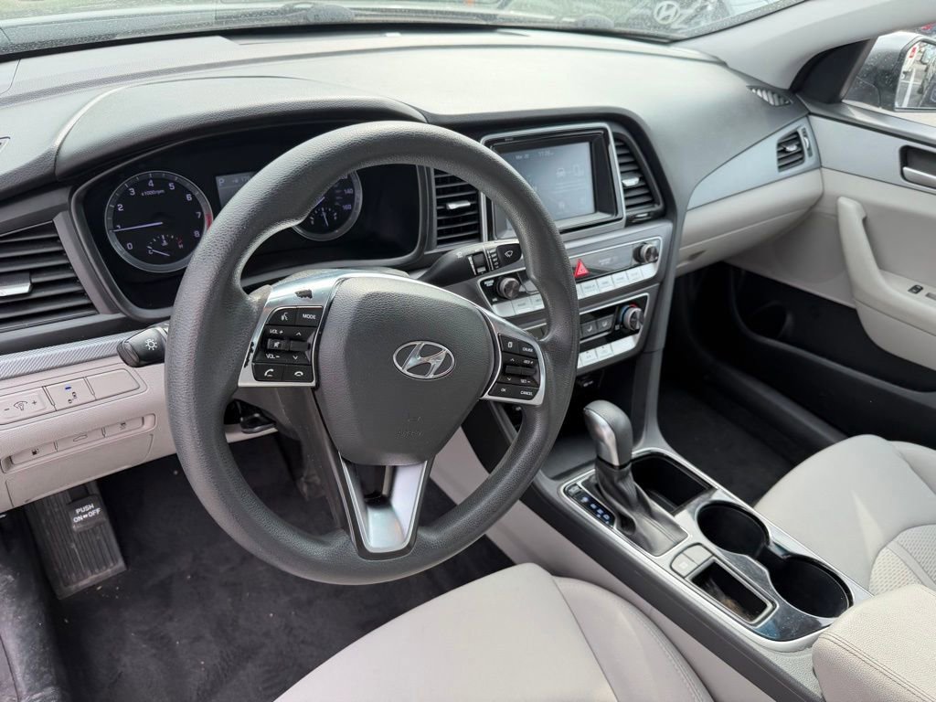 Used 2018 Hyundai Sonata SE image 9