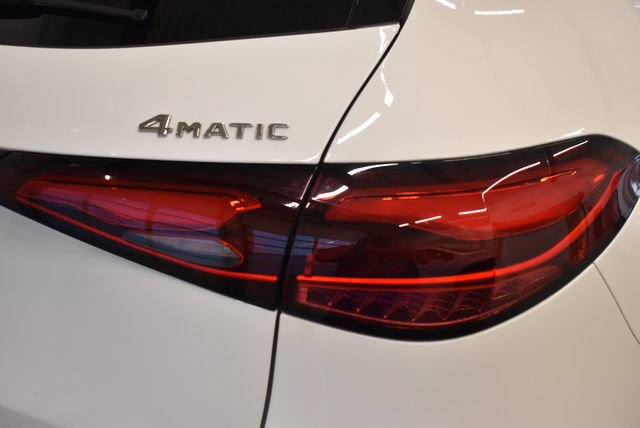 New 2026 Mercedes-Benz GLC 300 4MATIC image 12