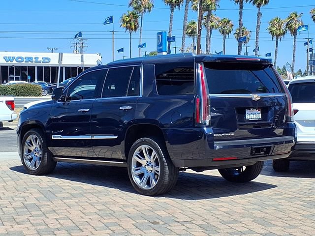 Used 2017 Cadillac Escalade Premium Luxury AWD/4WD image 3
