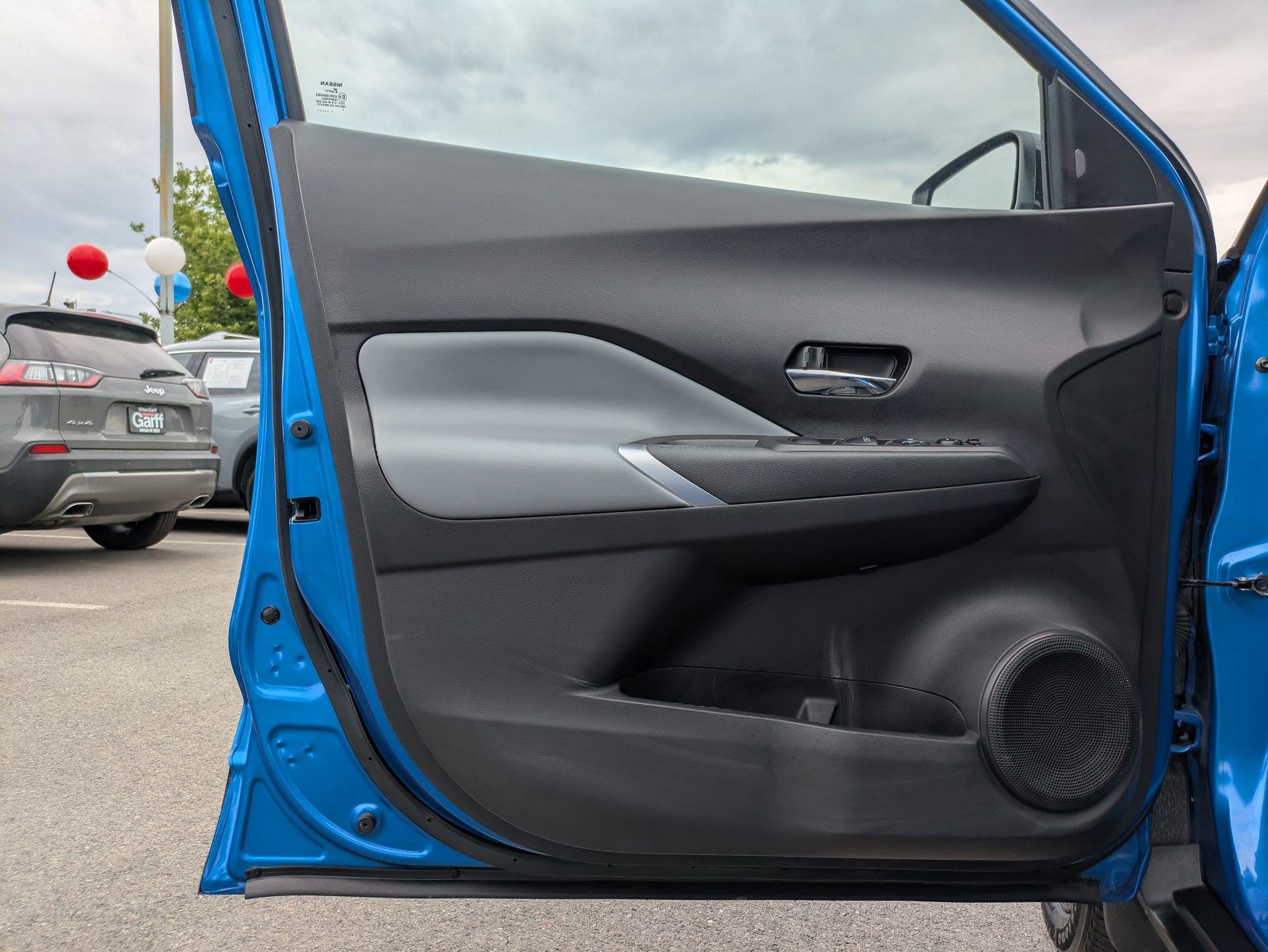 Used 2021 Nissan Kicks SR w/ SR Premium Package FWD image 14