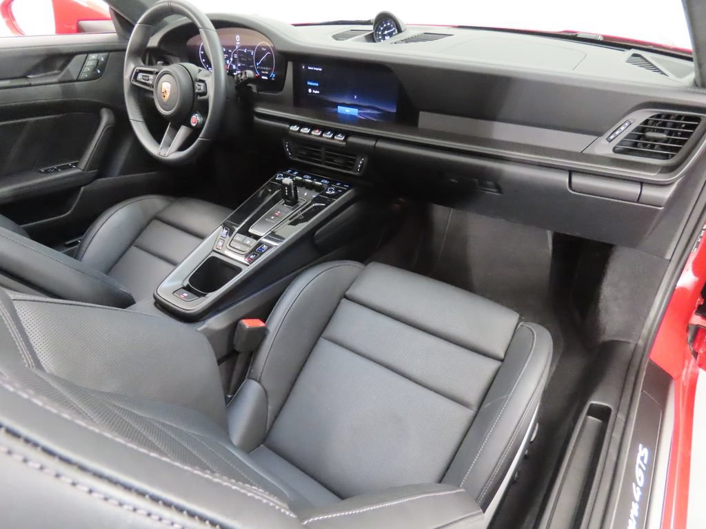 Certified 2026 Porsche 911 Carrera GTS RWD image 46