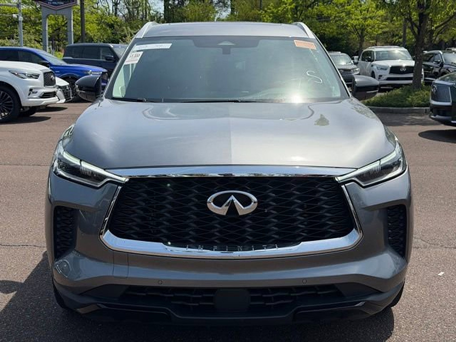 Certified 2023 INFINITI QX60 Luxe w/ Performance Audio Package AWD/4WD image 2
