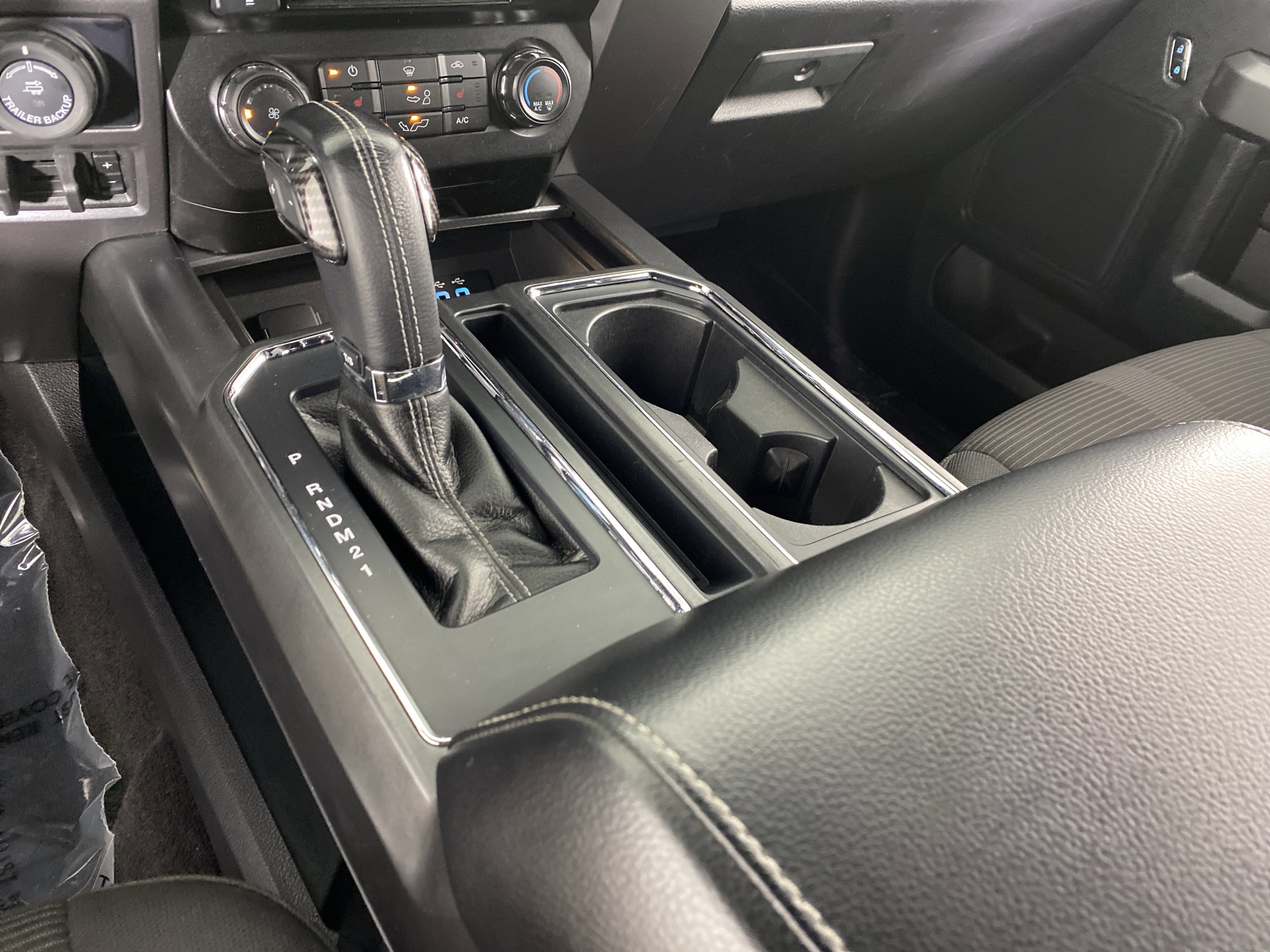 Used 2016 Ford F150 XLT w/ Equipment Group 302A Luxury AWD/4WD image 28