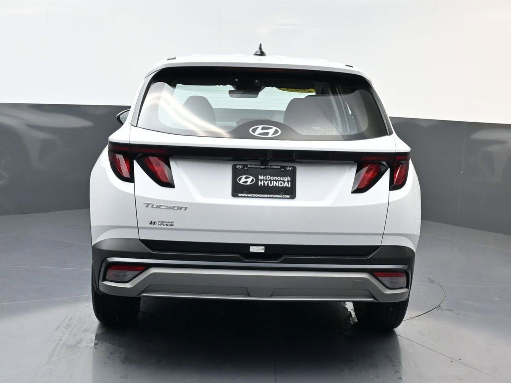 Certified 2025 Hyundai Tucson SE image 5