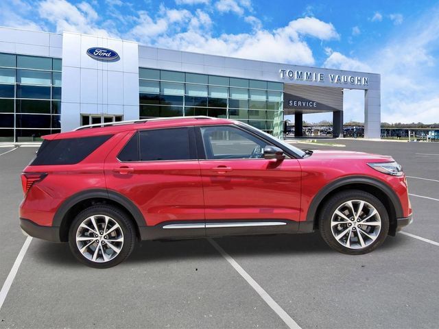 Used 2025 Ford Explorer Platinum w/ Ultimate Package AWD/4WD image 5