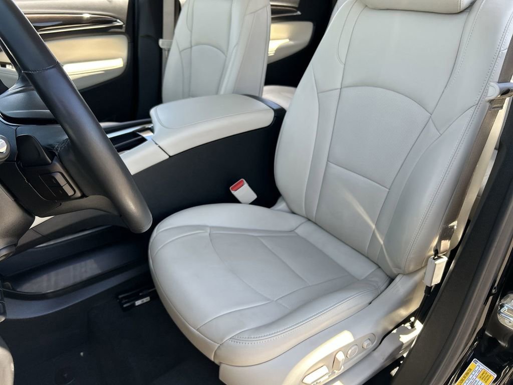 Used 2024 Buick Enclave Premium w/ Experience Buick Package FWD image 20