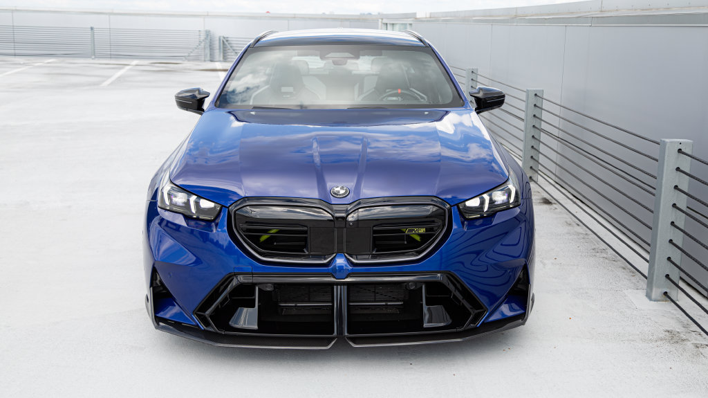 Used 2026 BMW M5 Touring AWD/4WD image 3