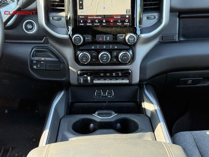 Used 2021 RAM 3500 Big Horn w/ Level 2 Equipment Group AWD/4WD image 17
