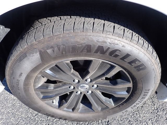 Used 2020 Nissan Armada Platinum w/ Captain's Chairs Package AWD/4WD image 10