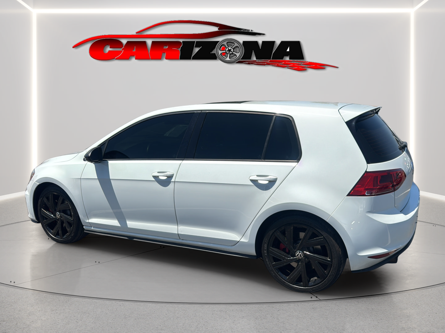 Used 2016 Volkswagen GTI SE w/ Lighting Package (SEL) FWD image 9