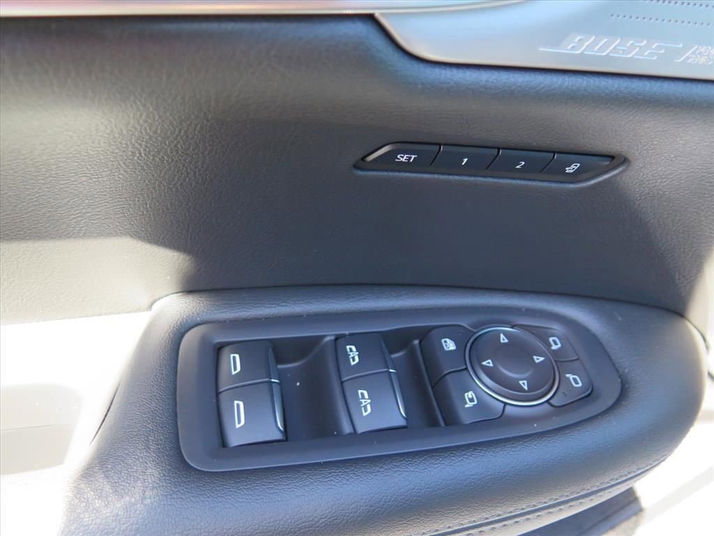 Certified 2023 Cadillac XT6 Premium Luxury w/ Technology Package image 6