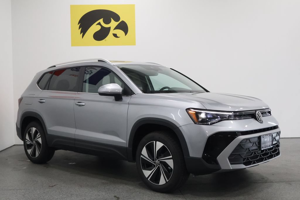 New 2026 Volkswagen Taos SE AWD/4WD image 6