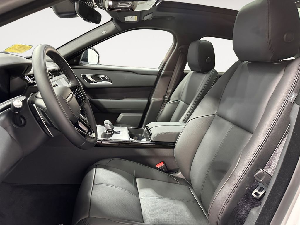 New 2026 Land Rover Range Rover Velar Dynamic SE image 6