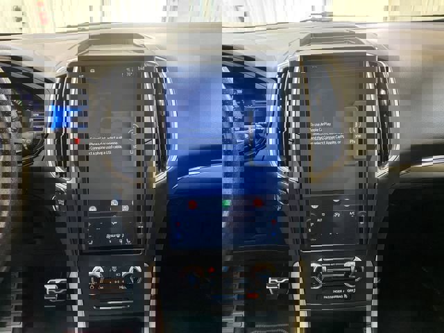 Used 2024 Ford Edge ST-Line image 37