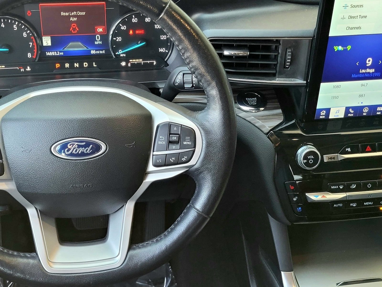 Certified 2023 Ford Explorer Limited w/ Limited Technology Package AWD/4WD image 13