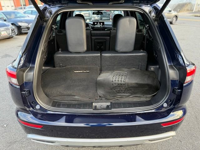 Used 2022 Mitsubishi Outlander SEL image 14