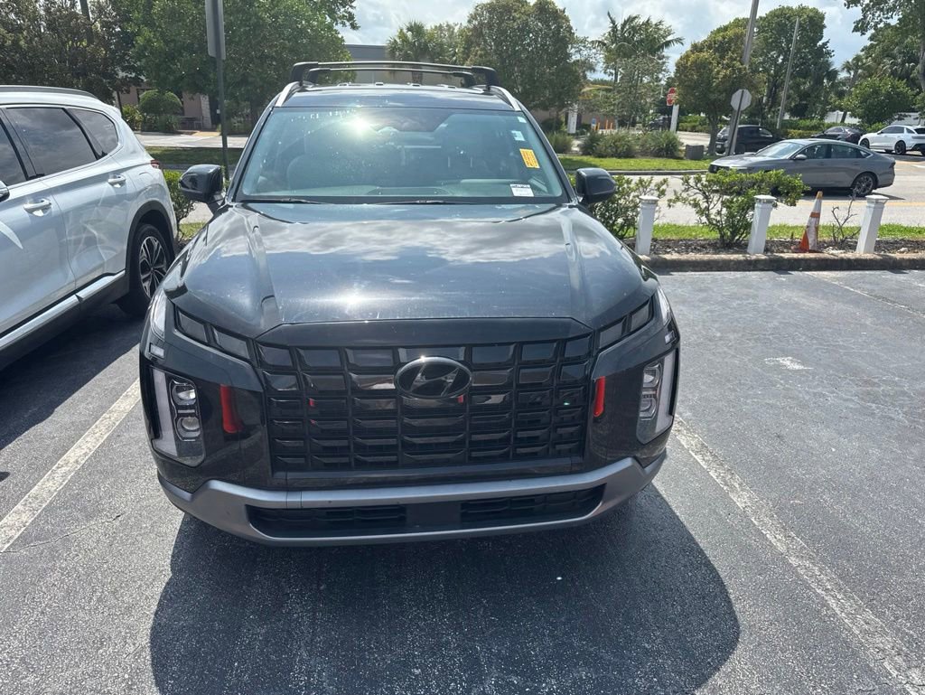 Used 2023 Hyundai Palisade SEL FWD image 2