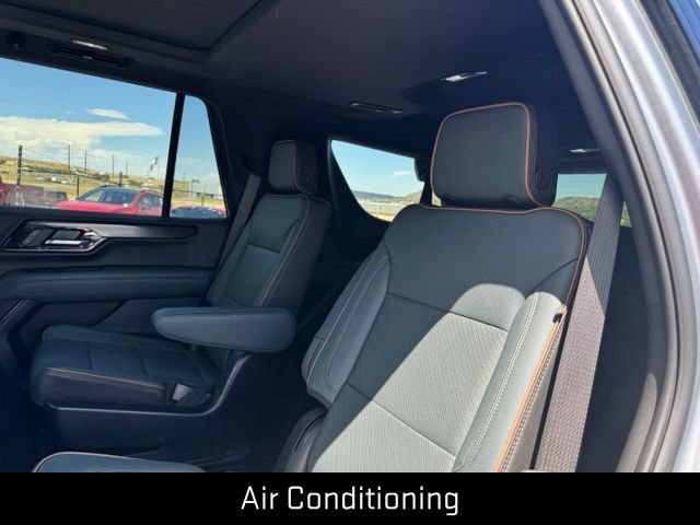 Used 2025 GMC Yukon AT4 w/ AT4 Premium Plus Package AWD/4WD image 23