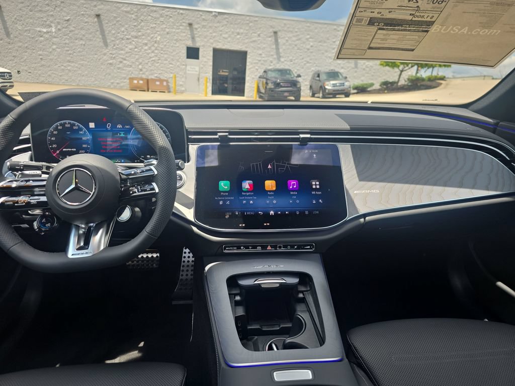 New 2026 Mercedes-Benz E 53 AMG e 4MATIC Sedan image 12