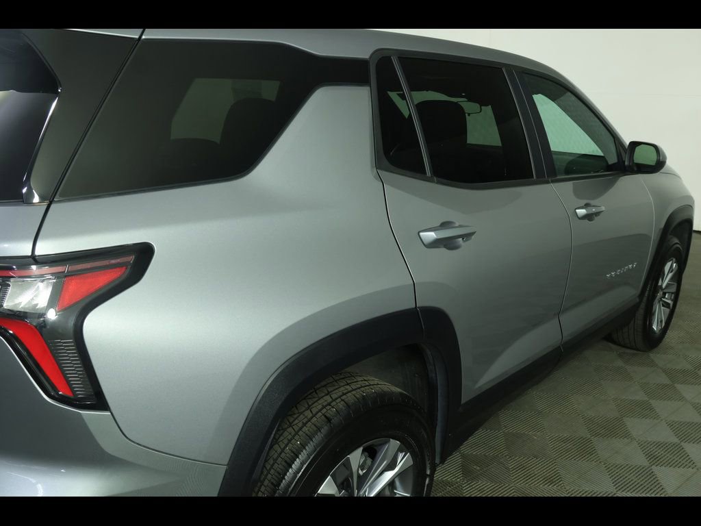 Used 2025 Chevrolet Equinox LT image 17