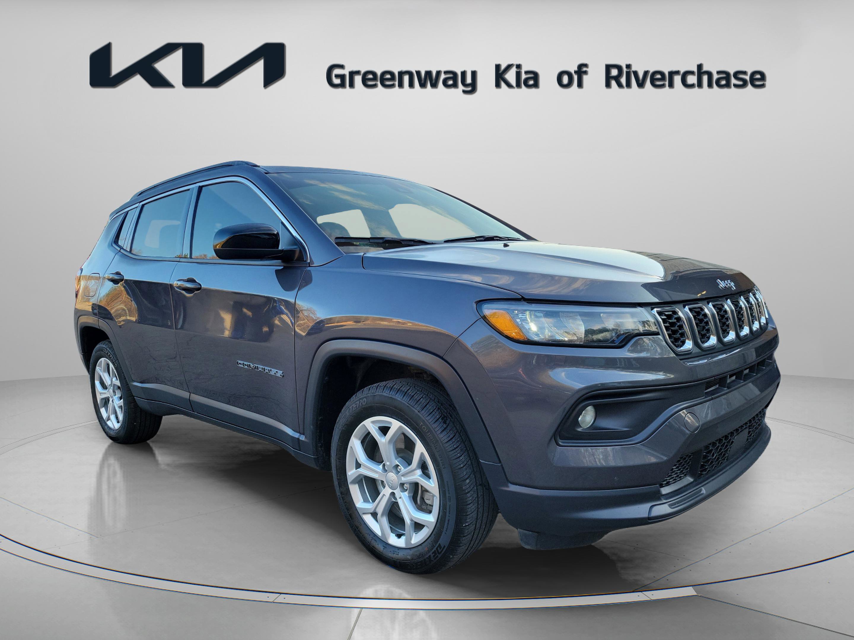 Used 2024 Jeep Compass Latitude