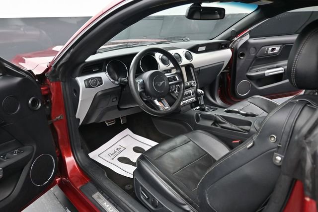 Used 2015 Ford Mustang Premium RWD image 10