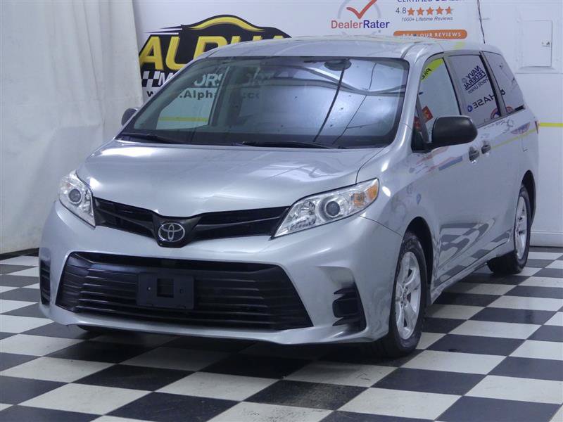 Used 2020 Toyota Sienna L FWD image 2