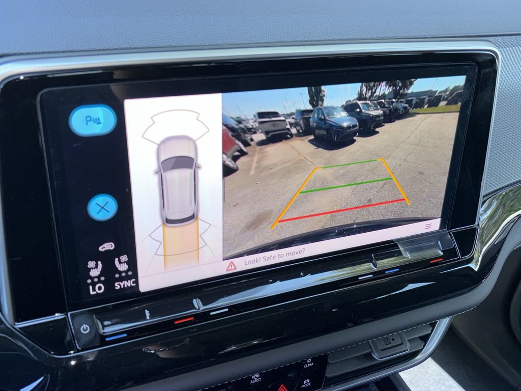 New 2026 Volkswagen Atlas Cross Sport SEL AWD/4WD image 4