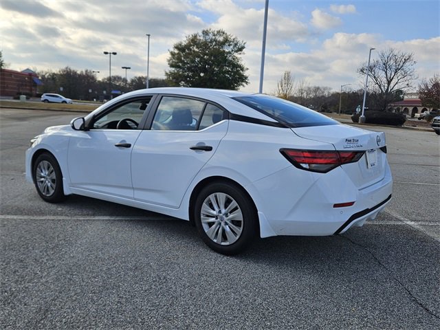 Used 2025 Nissan Sentra S image 9
