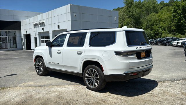 Certified 2023 Jeep Grand Wagoneer Series III AWD/4WD image 8