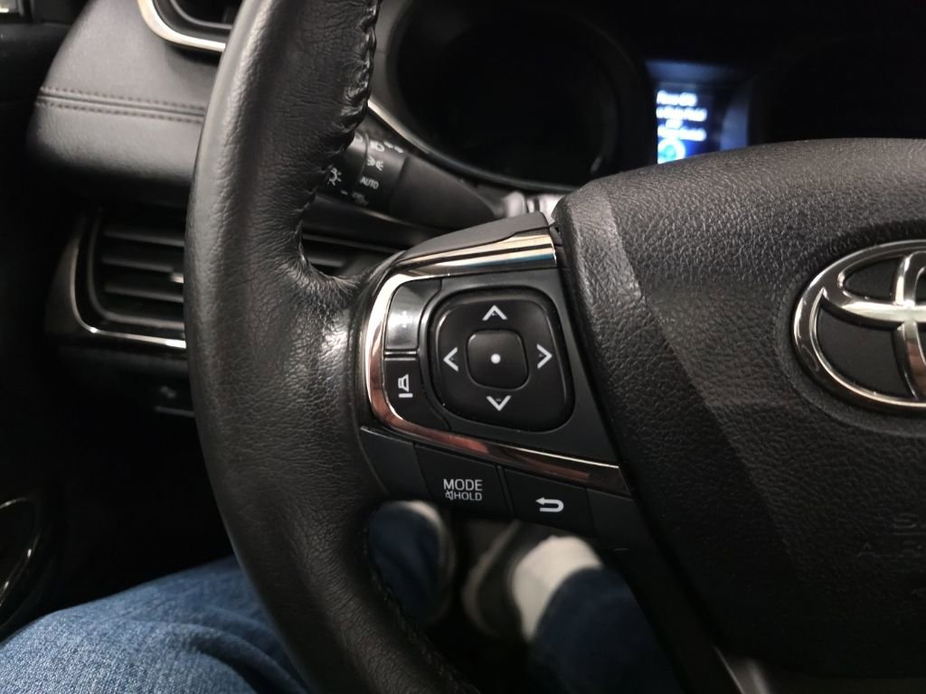 Used 2017 Toyota Avalon XLE Plus w/ All Weather Liner Package image 14