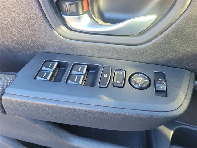 Used 2025 Honda Pilot Sport image 21