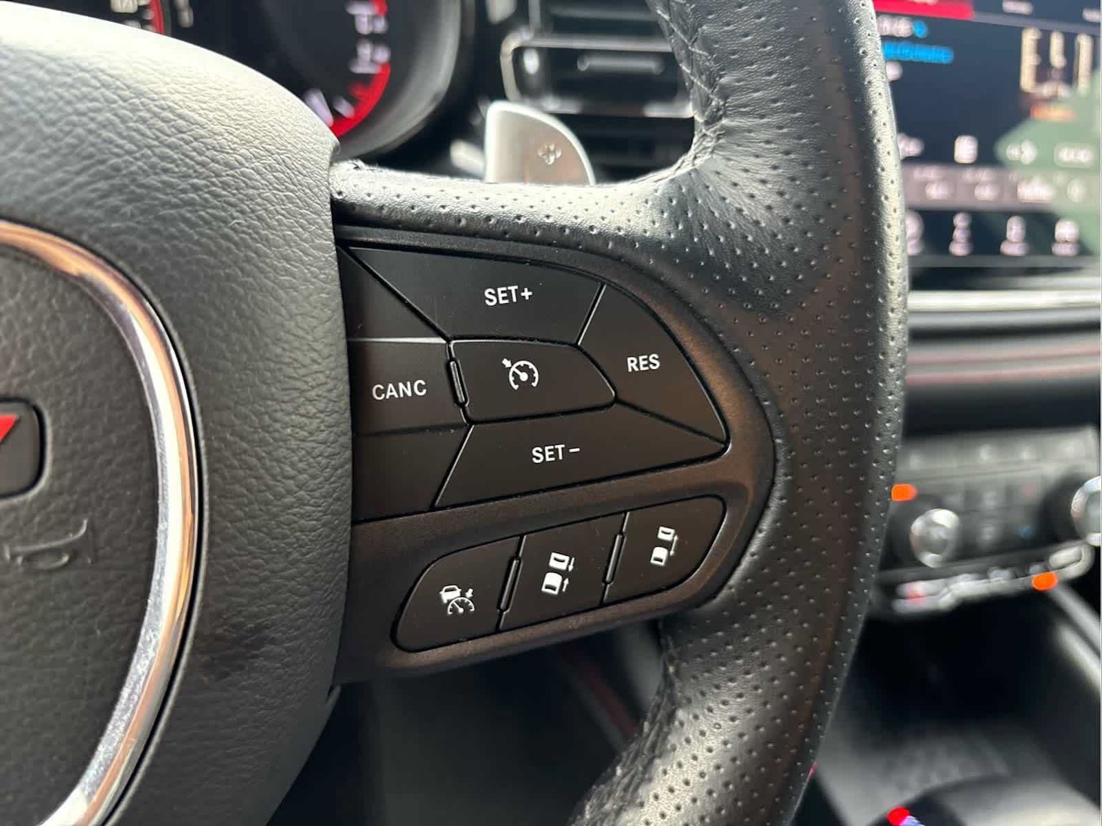 Used 2025 Dodge Durango GT AWD/4WD image 27
