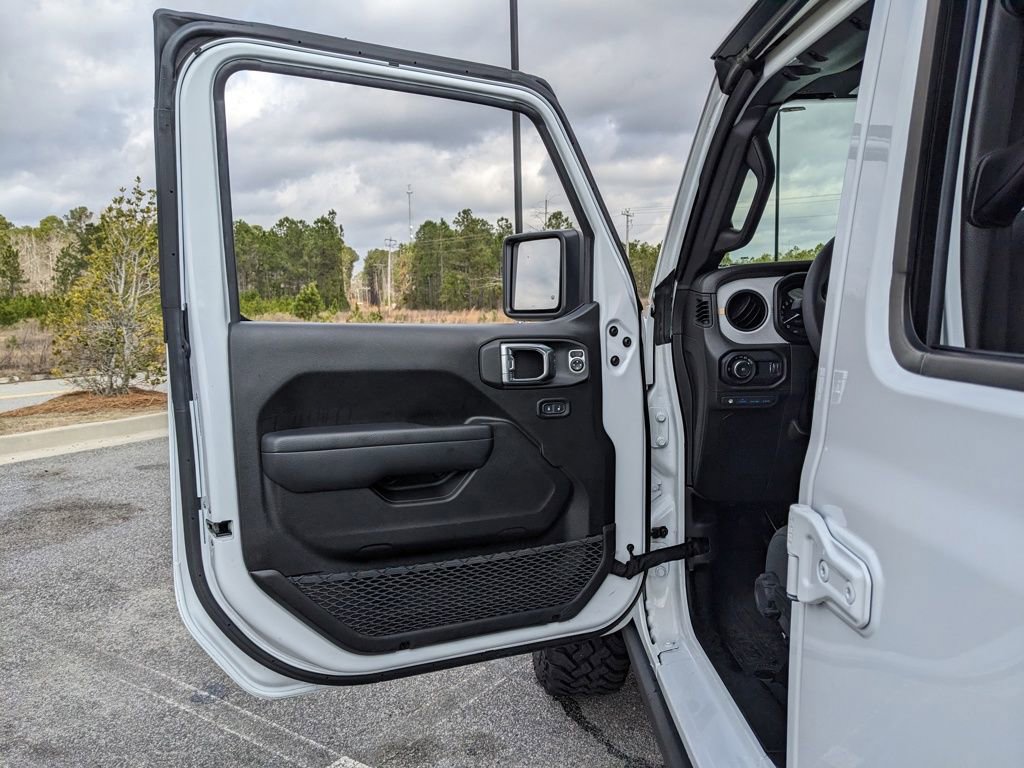 Certified 2025 Jeep Wrangler Unlimited Sport S 4xe image 40